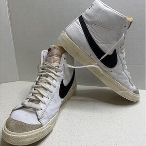 Nike Blazer Mid 77 Shoes White w/Black Swoosh Vintage Retro Style Men's Size 11